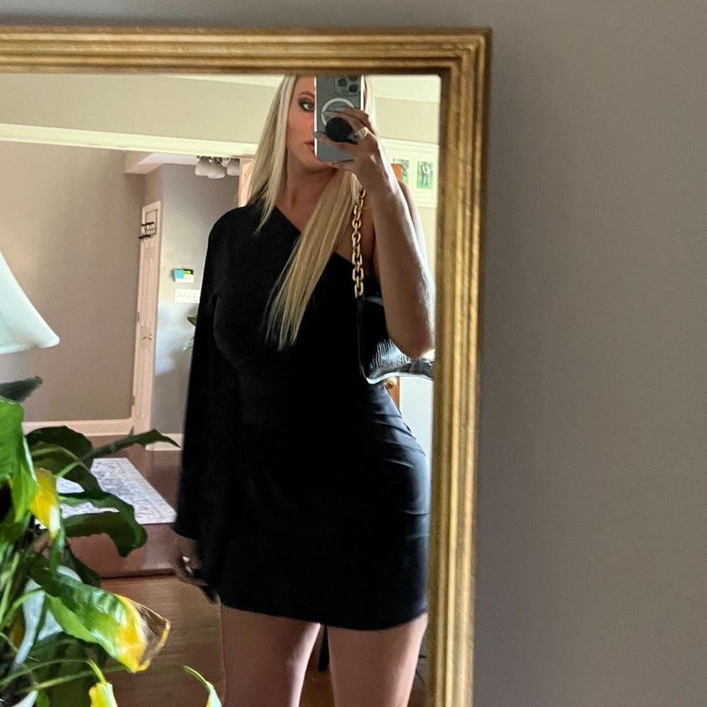 Misa off the shoulder Black mini dress